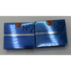 No7 No 7 Lift & Luminate Triple Action Translucent Finishing Powder Deep Lot 2
